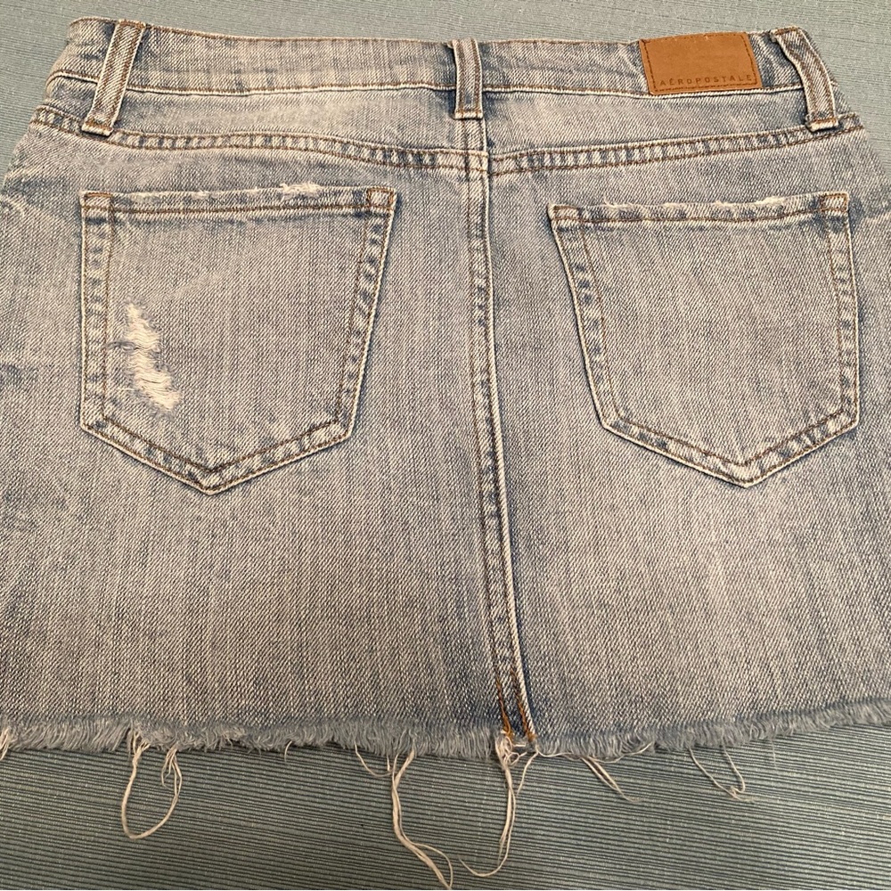 NWOT Aeropostale Women’s Blue Jean Distressed Mini Skirt Size 00 - Picture 5 of 6